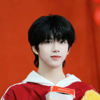 Trương Hàm Thụy_N