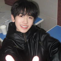 Tả Kì Hàm