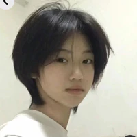 Hoàng-yiuri