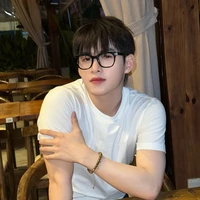 hùng Huỳnh
