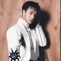 Lou Hoàng
