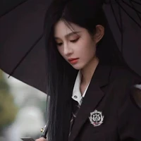 Vương Dịch -hắn-