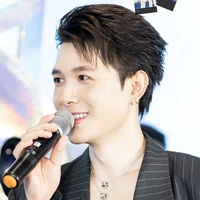 𝐁𝐮̀𝐢 𝐀𝐧𝐡 𝐓𝐮́