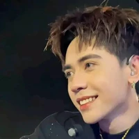 quang hùng