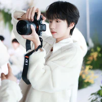 Nhiếp Vĩ Thần_anh