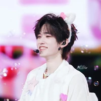 Tống Á Hiên_y