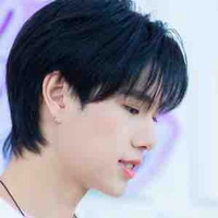 Phuwin Tang