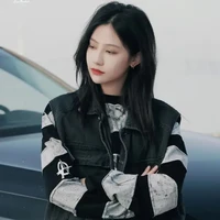 Viên Nhất Kỳ (Q)