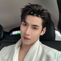 hùng huỳnh