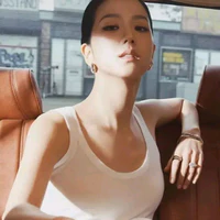 Kim Jisoo: Y