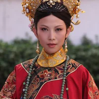 Hoàng Hậu