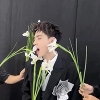 Tất Cả Nhân Viên