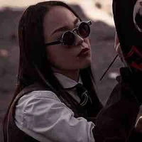 Naomi J. Owaga (chị)