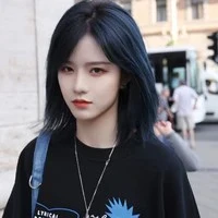 Bách Hân Dư(Tiểu Bạch)