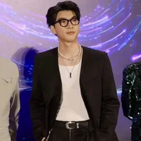 Trần Minh Hiếu[ Hieuthuhai]