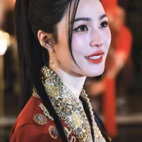 lingling kwong( cô)