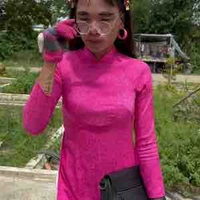 Cô Nhung (cô chủ nhiệm )