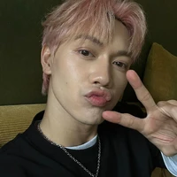 vợ bé của Jây Sôn