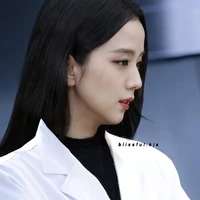 Kim Jisoo|bác sĩ-cô|