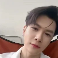 anh tú atus