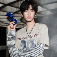 Tả Kỳ Hàm_Hắn