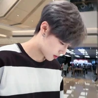 Hàn Văn Húc✨
