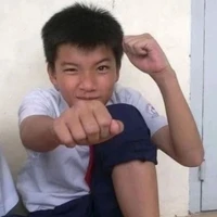 hiếu thứ hai hồi nhỏ 