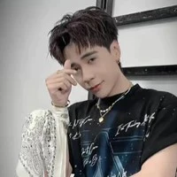 quang hùng
