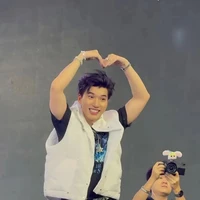 TRẦN MINH HIẾU (HIEUTHUHAI)