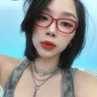 Nguyễn Khoa Tóc Tiên