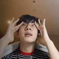 Bà nậu tác giả