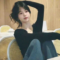 Hà Uyên Trang _nư9