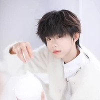 Trần Dịch Hằng _ anh