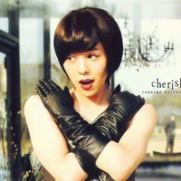 Mẹ Jiyong