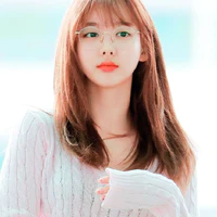 Im Na-yeon(bạn Soo)