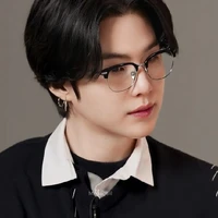 Min Yoon-gi ( Suga)(bạn cô)