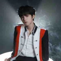 Vương Thước Nhiên ( trợ lí riêng HS )