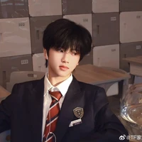 Trương Hàm Thụy _ Hắn