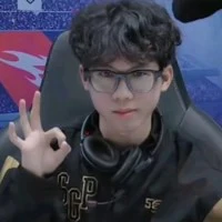 Nguyễn Hữu Đạt/Phoenix_Omega