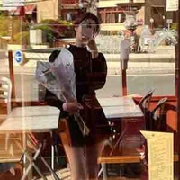 Lê Thùy Dương ( bạn thân Hân)