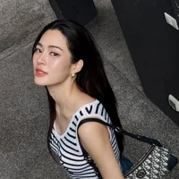 LingLingKwong ( cô)