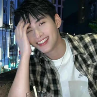 Hùng Huỳnh