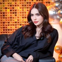 Charlotte (cô giáo)