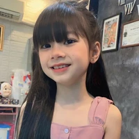 Hy Nhi lúc nhỏ