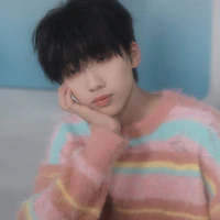 Nhiếp Vĩ Thần_chen