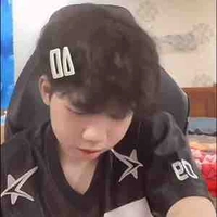 Hữu Đạt_út khờ