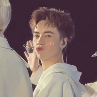 Lê Quang Hùng (Phone)