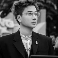 Hoàng Kim Long