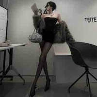 Mỹ Linh (Mẹ anh) <A>