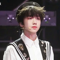 Nhiếp Vĩ Thần | hắn